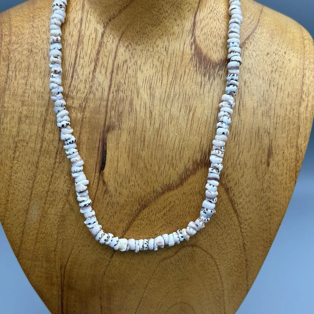 Authentic Hawaiian Puka Shell Necklace Tiger Cone Shells Hawaii Surfer 18